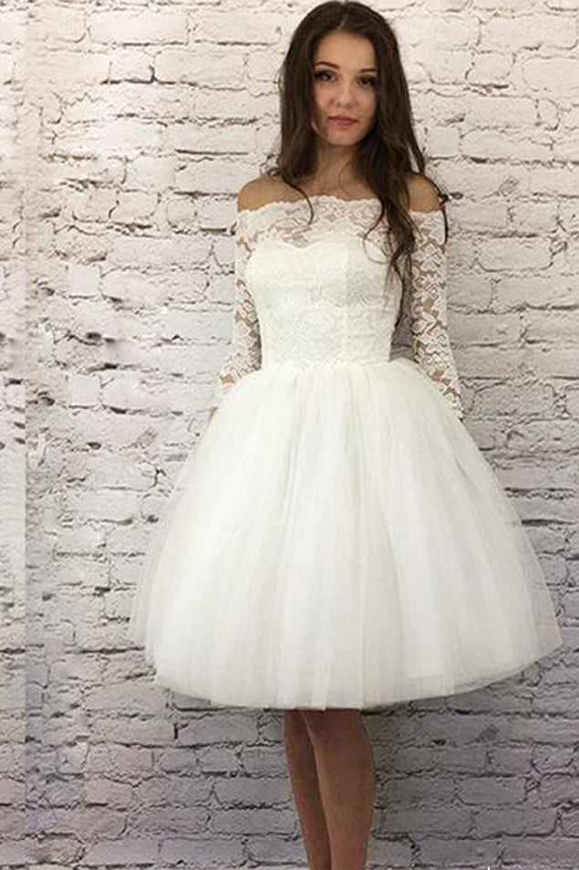 Off white lace sales short wedding dress