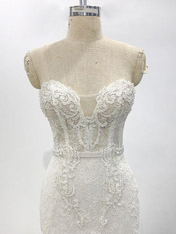 files/Delicate-Strapless-Lace-Bridal-Gown-Sleeveless-Wedding-Dress-2.jpg