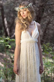 Elegant Ivory Bohemian Lace Wedding Dress V-Neck Backless Country Wedding Dress W1072