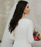 Elegant Long Sleeve Satin Scoop Ivory Wedding Dresses Long Wedding Gowns W1048