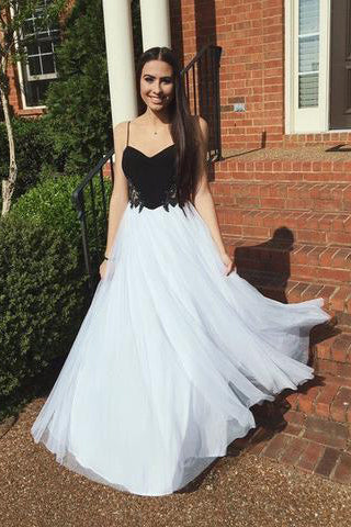 Pretty A Line Black and Sweetheart Neck Long prom Dress PM421