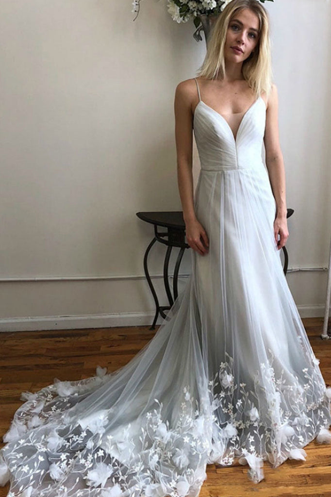 Grey Deep V Neck Spaghetti Straps Beach Wedding Dresses Backless Tulle Appliques Bridal Dress W1047