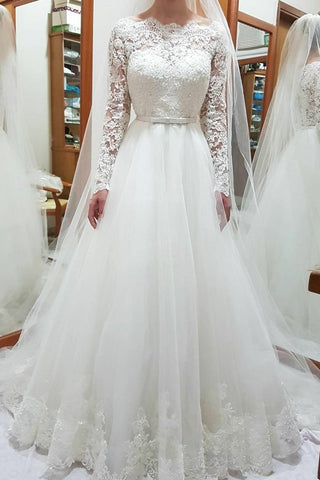 products/Unique_Bateau_Lace_and_Tulle_Wedding_Dresses_Long_Sleeves_Bridal_Dresses_PW656.jpg