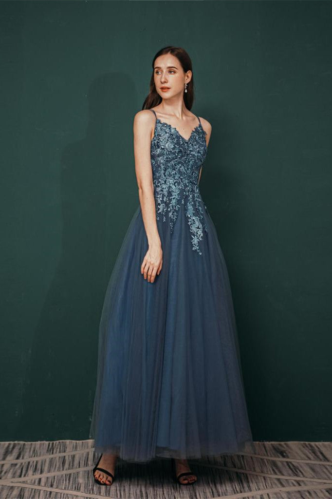 A Line V Neck Spaghetti Straps Appliques Tulle Floor Length Prom Dresses WH351032