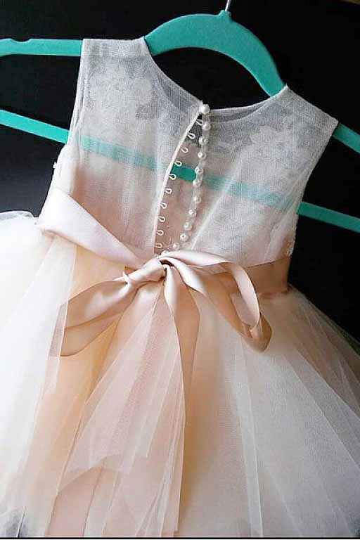 A-Line Tulle Beads Appliques Scoop Blush Pink Button Cap Sleeve Flower Girl Dresses PM888